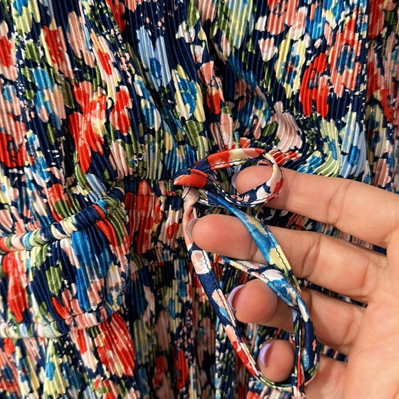 W A Y F where are you from beautiful top size Xl - Picture 5 of 16